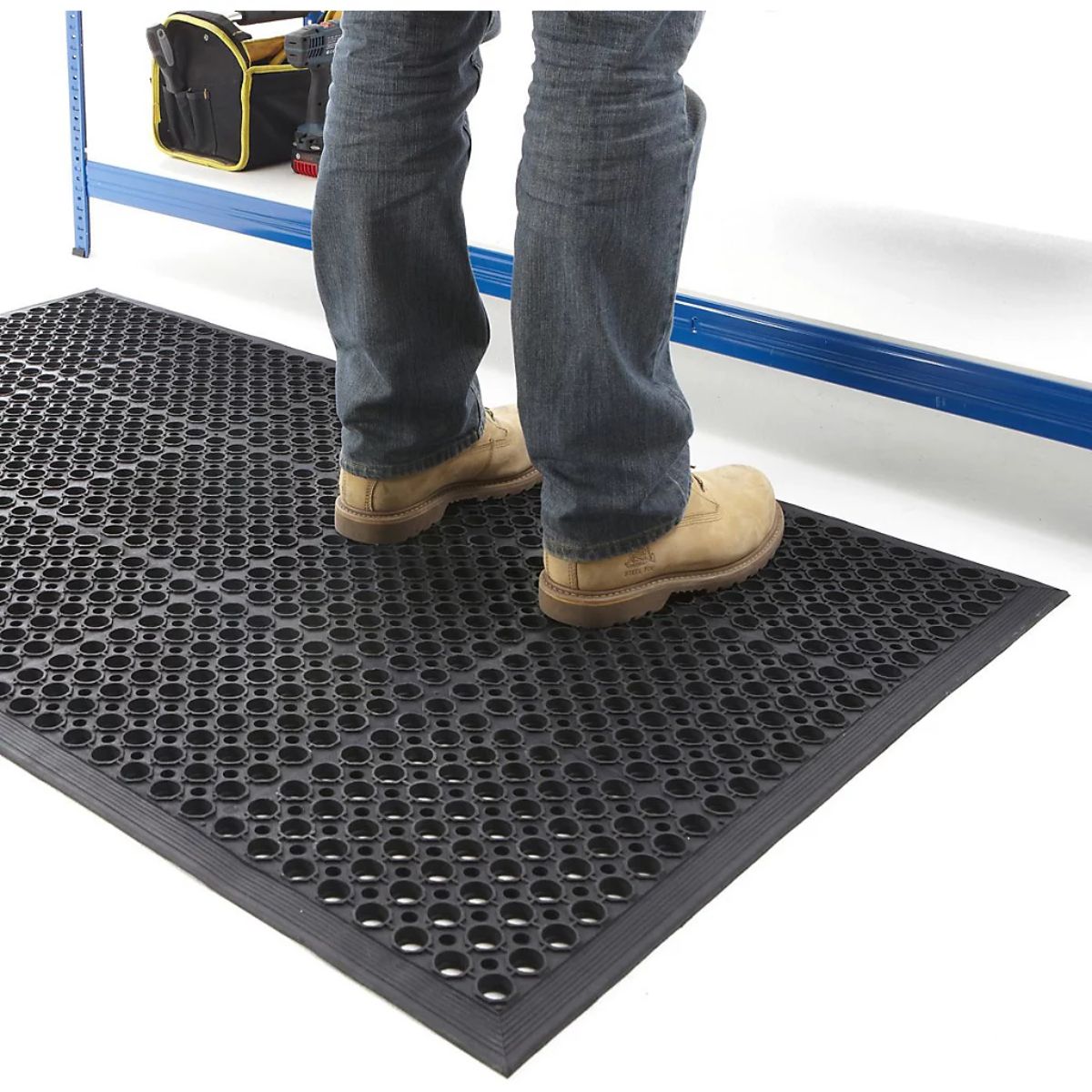Non-slip anti-fatigue mat 900w x 600d mm black