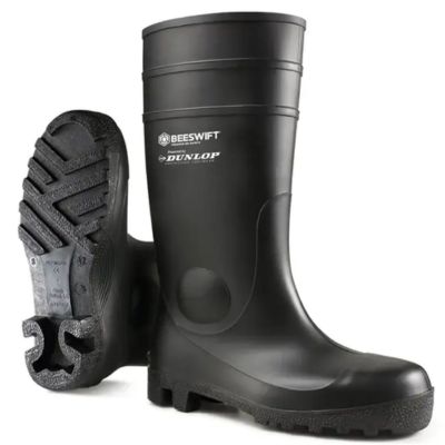 Safety wellington black size 6